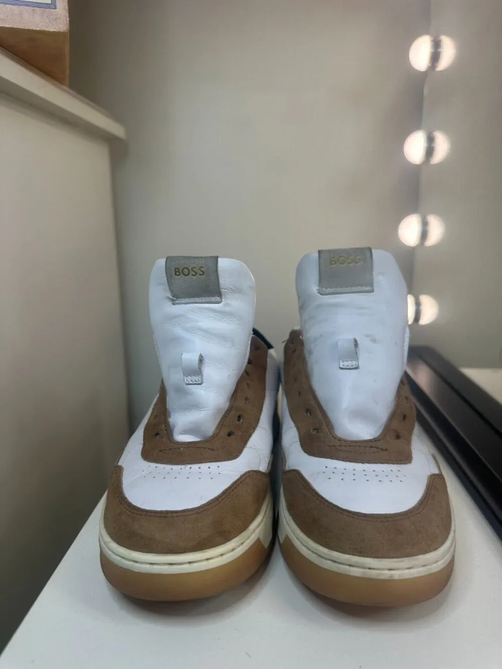 BOSS Hugo Boss White & Cognac Suede Panelled Low-Top Sneakers, EU 38 / US 7.5–8